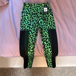 Zumba Fitness Green Leopard Leggings